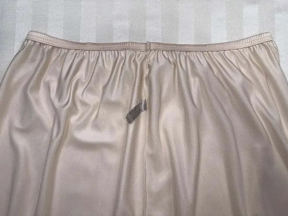 Vassarette Vintage Satin Half Slip Sz XL Blush With Ivory Lace Trim Coquette